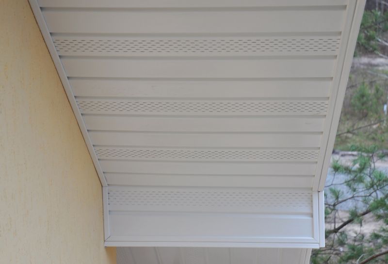 Eaves Installation in Olathe, KS